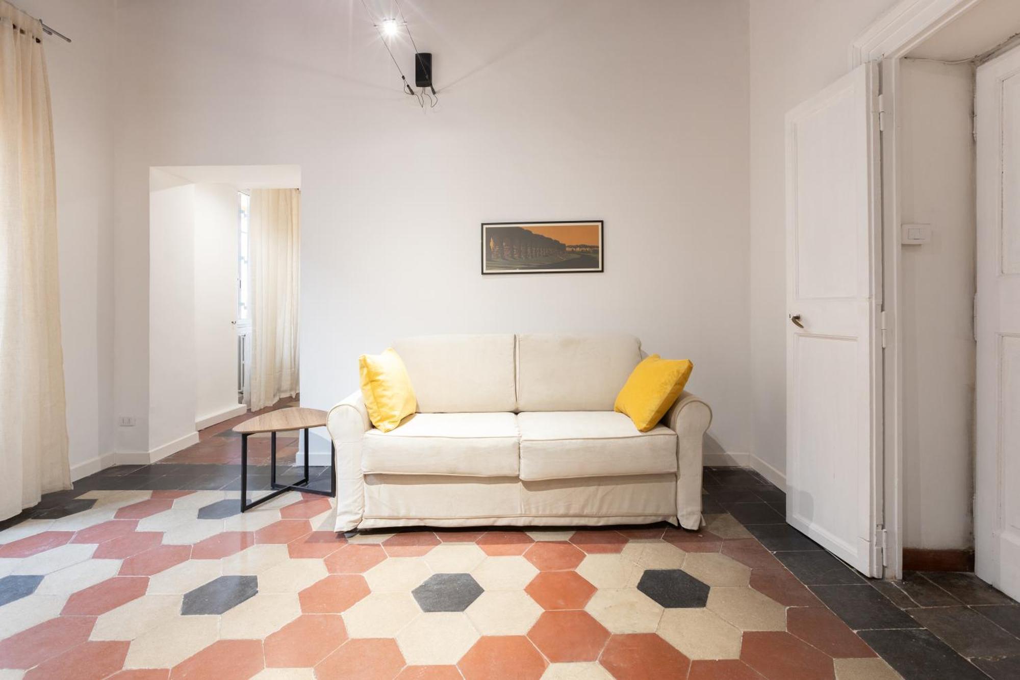 Prefetti Lovely Flat *