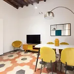 Prefetti Lovely Flat