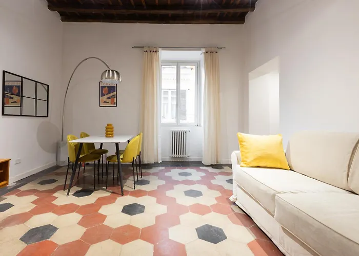 Prefetti Lovely Flat